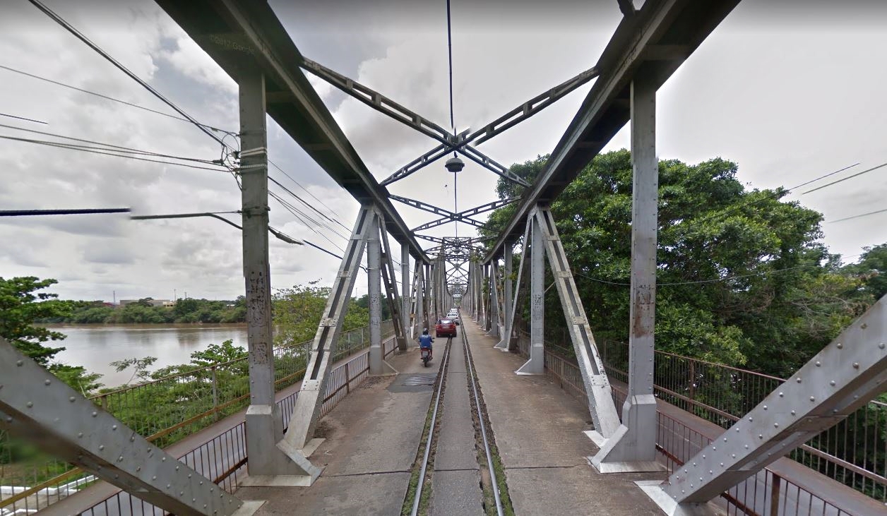 Ponte Metálica