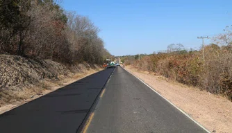 Obra na BR 135