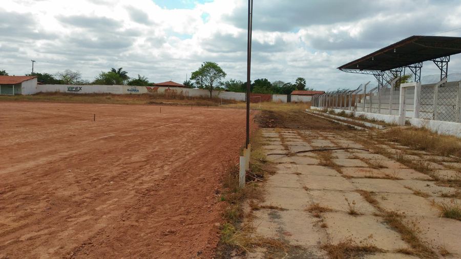 Estádio Municipal Helvídio Nunes de Demerval Lobão