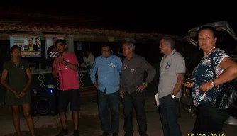 Lucas Hellyus Barbosa em reunião com o candidato a deputado estadual Valdemir Virgino.