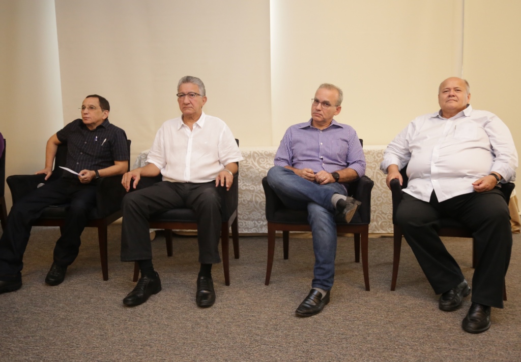 Prefeito se reuniu com secretários
