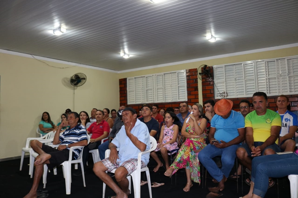 Votação do aumento na tarifa de água em Sigefredo Pacheco.