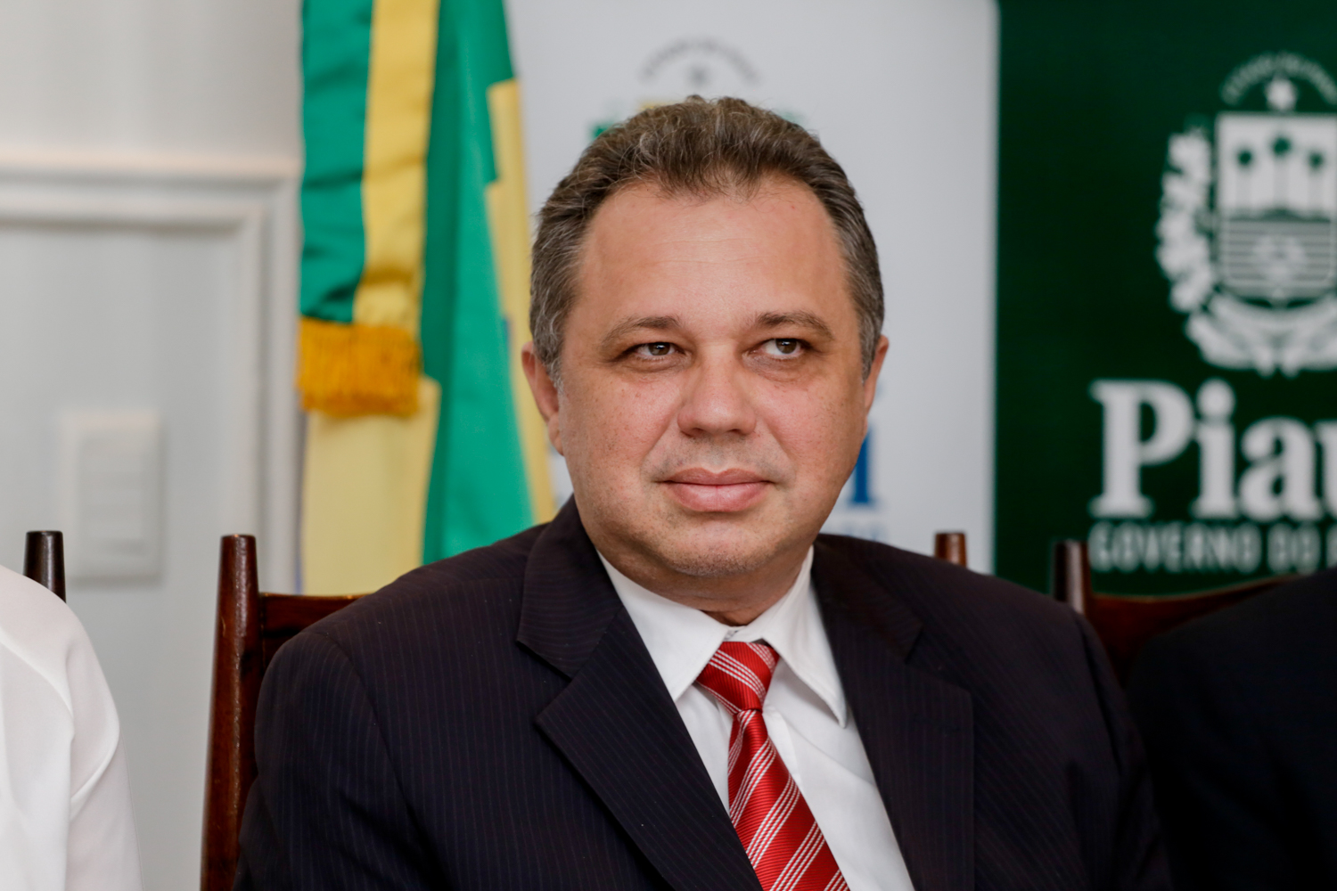 Secretário Florentino Neto