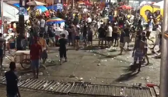 Tiroteio aconteceu na noite desta terça-feira (25).