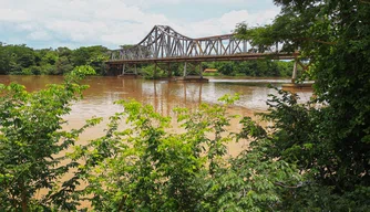Ponte Metálica é interditada como medida de contenção da Covid-19