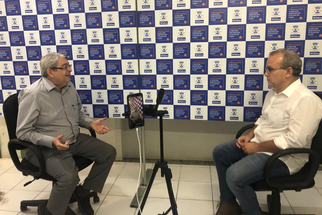 Médico reumatologista José Tupinambá e prefeito Firmino Filho.
