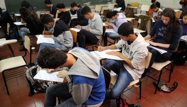 Veja onde consultar locais e horários das provas do Enem 2025