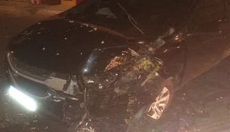 O acidente aconteceu na Avenida Joaquim Nelson, no bairro Dirceu Arcoverde.