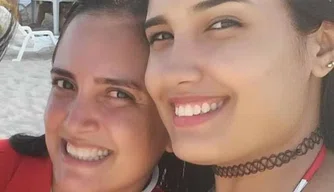 Vanuza da Silva Barbosa e Jacsiane Barbosa de Moura
