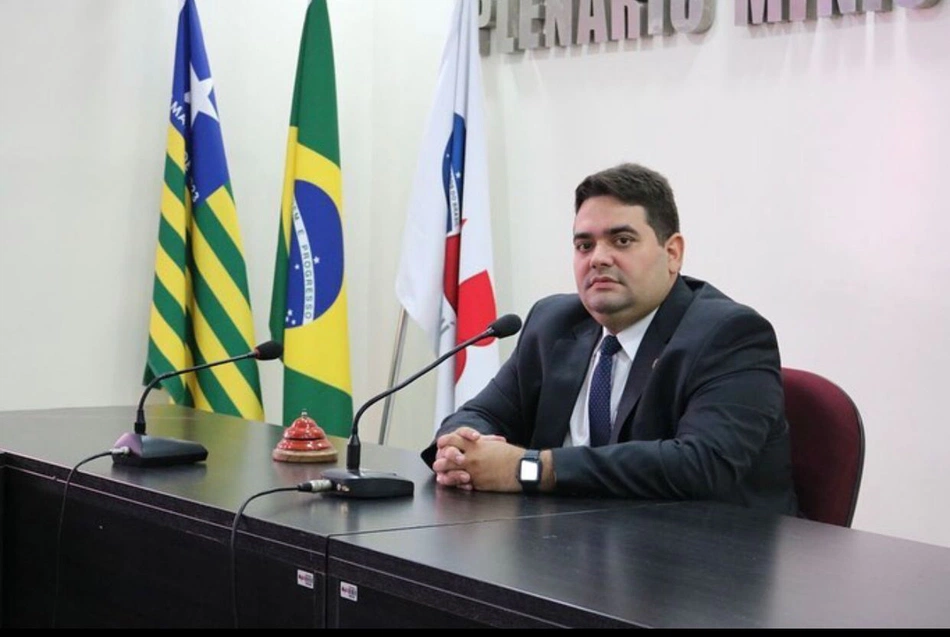Advogado Marcos Vinícius