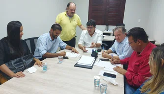 Filiação do vice-prefeito e secretário de Educação do município