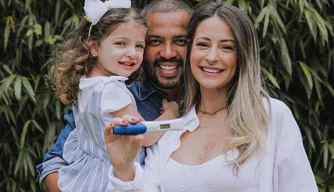 Projota anuncia gravidez do segundo filho, Otto.