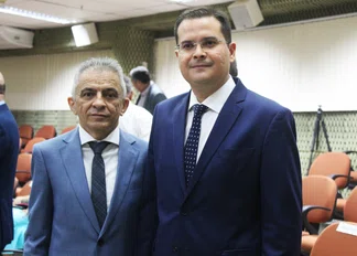 TRE-PI empossa Fábio Leal e José Maria Juízes Membros da Corte