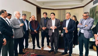 Título: Rafael Fonteles participa de encontro com investidores no Consulado do Brasil em Mumbai.
