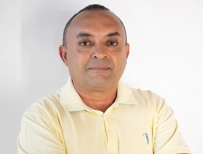 Promotora investiga prefeito Zé Barbosa após renovar desde 2022 contrato com empresa