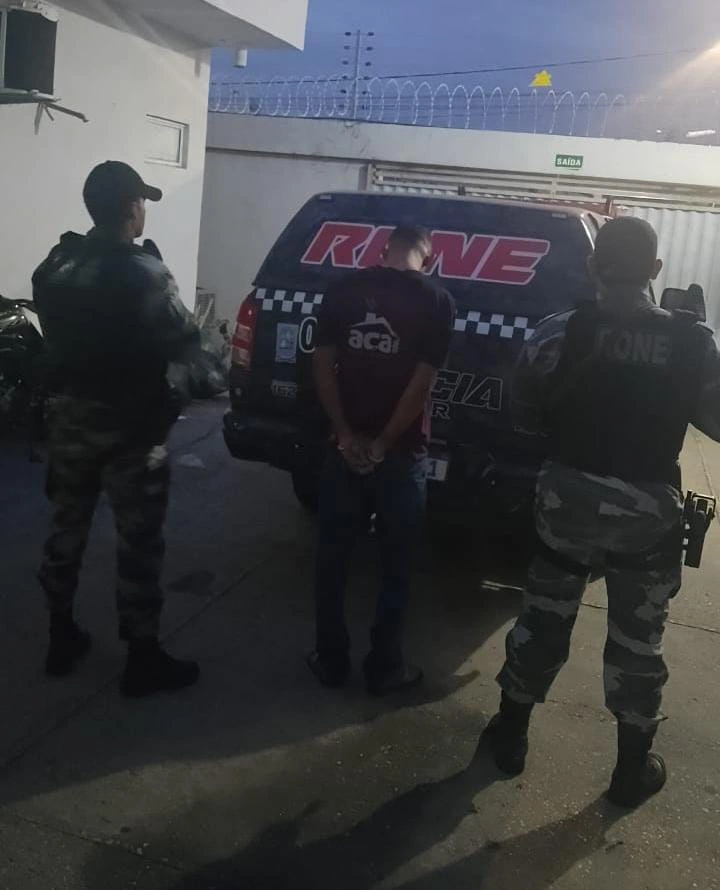 Homem é preso por porte ilegal de arma
