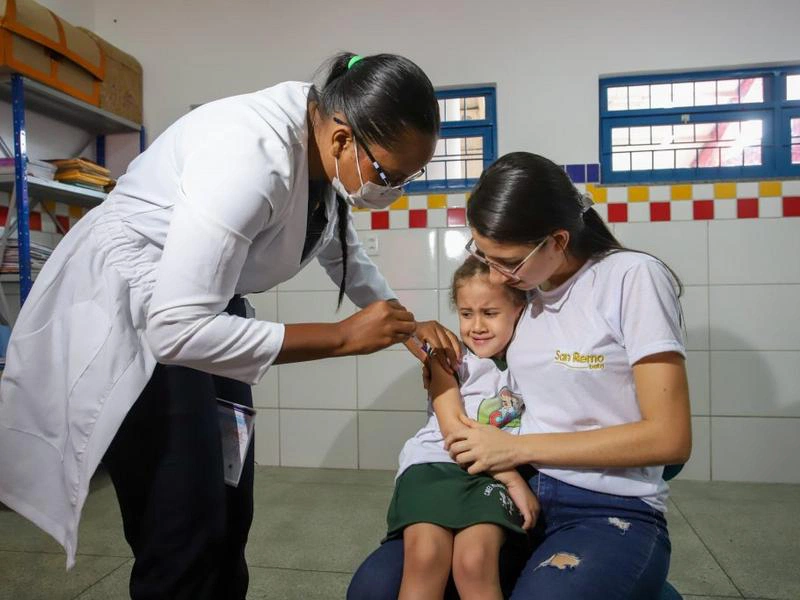 Campanha de vacinação nas escolas