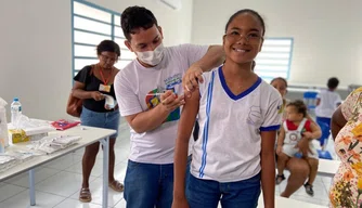 Vacinação em escolas piauienses
