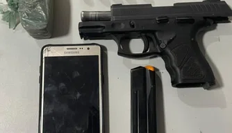 Homem é preso por mandado de prisão em aberto e porte ilegal de arma de fogo