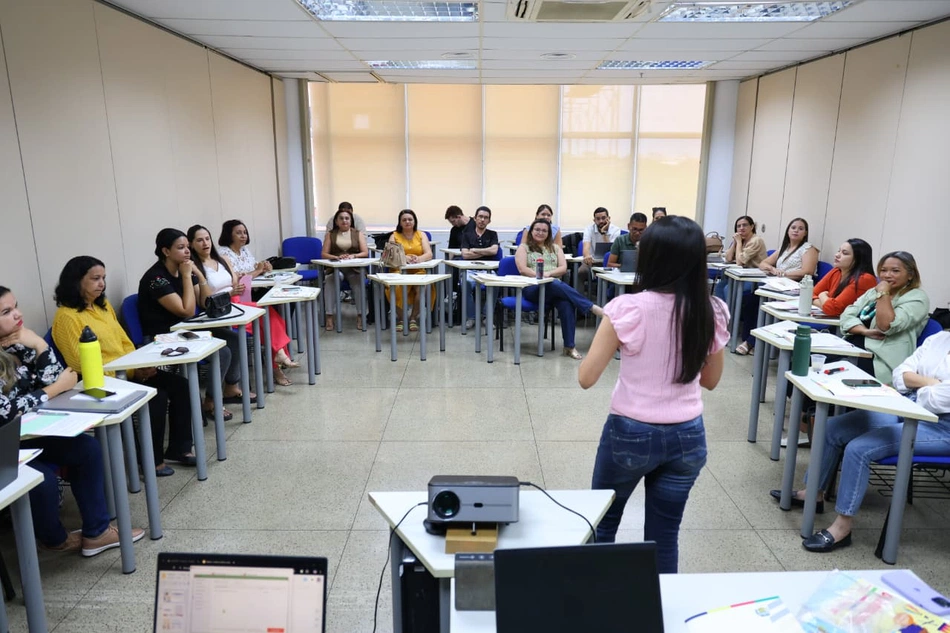 Curso de Especialização em Preceptoria para a Educação Profissional em Saúde