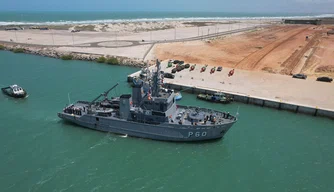 Navio-patrulha Bracuí, da Marinha do Brasil