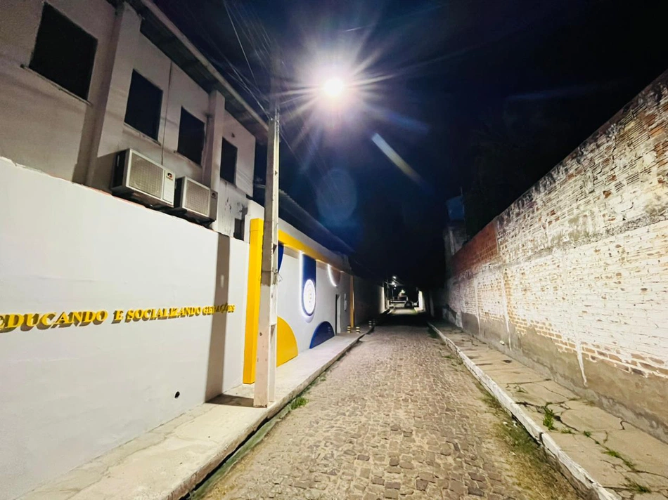 Iluminação pública na Rua José Gomes da Costa