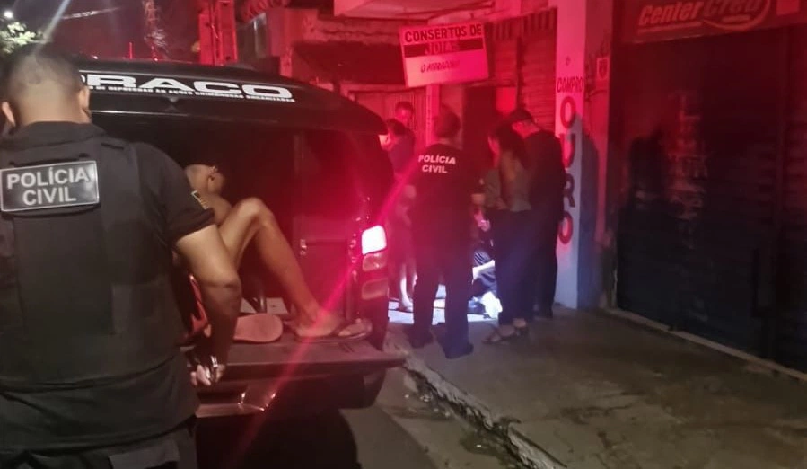 Homem é preso dentro de joalheria no Centro de Teresina