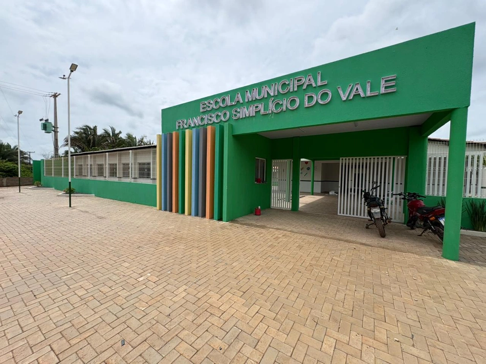 Escola Municipal Francisco Simplício do Vale