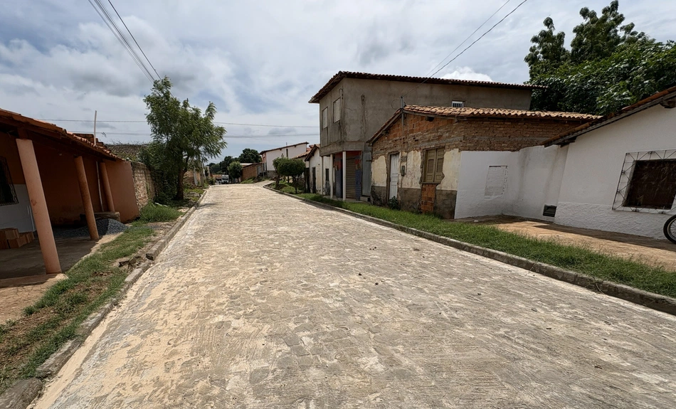 Prefeitura de Esperantina mantém ritmo de obras