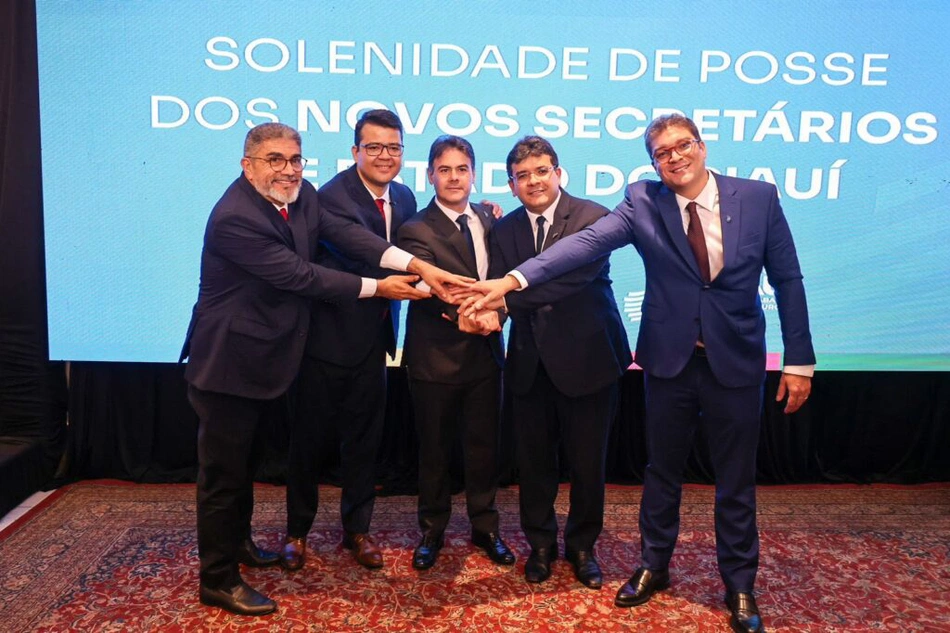 Rafael Fonteles empossa novos secretários da Segurança e da Saúde