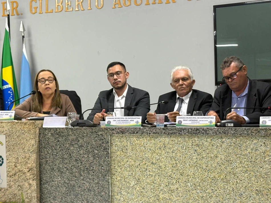 Secretário de Saúde representa prefeita de Esperantina na abertura do Ano Legislativo 2026