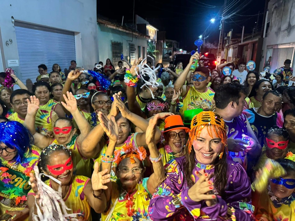Tarde Cultural reúne blocos de rua em Esperantina