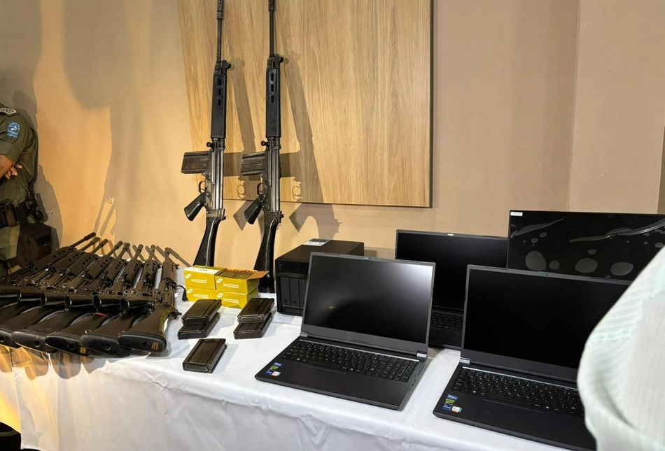 Governo do Piauí entrega fuzis e equipamentos tecnológicos