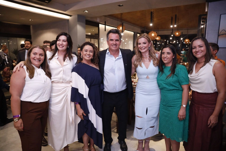 Jantar promovido pelo senador Ciro Nogueira