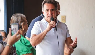 Senador Ciro Nogueira nos bairros de Teresina