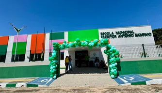 Inauguração da Escola Municipal Escritor Antonio Sampaio em Esperantina