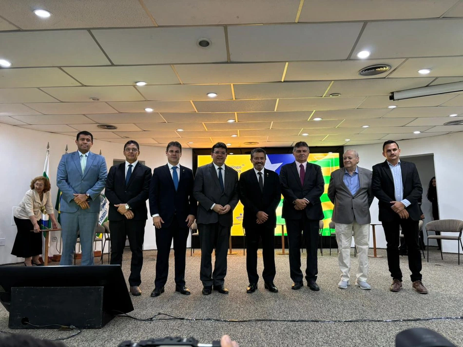 Autoridades participam de evento no TCE-PI