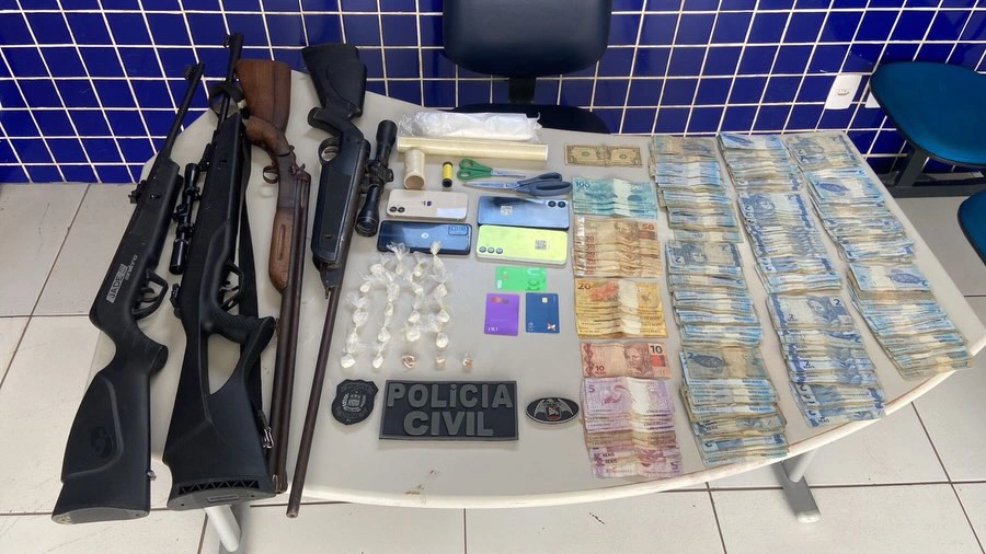 Polícia cumpre três mandados de busca e apreensão domiciliar