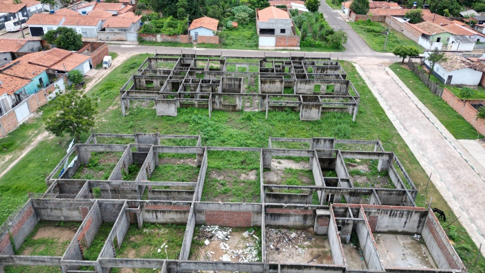 Ivanária Sampaio atua para destravar obras abandonadas em gestões anteriores