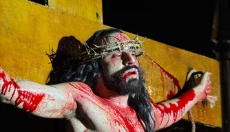 Encenação da crucificação de Jesus