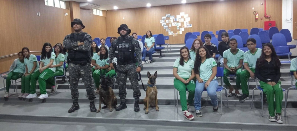 GCM conscientiza comunidade escolar com palestra na zona Norte de Teresina