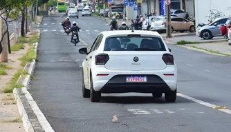 Silvio Mendes anuncia medidas para taxistas após reunião com categoria em Teresina