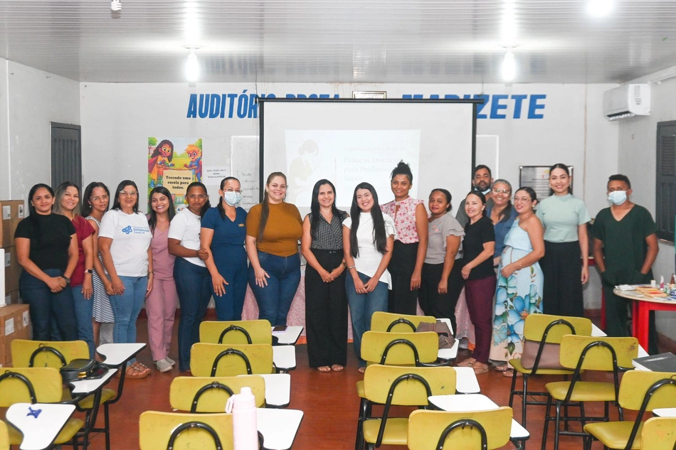 Prefeitura de Inhuma fortalece qualificação profissional das equipes de saúde com capacitações contínuas