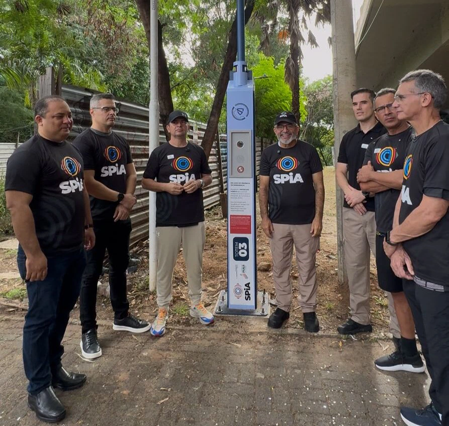 Avenida Marechal Castelo Branco ganha totem inteligente para reforçar segurança em Teresina