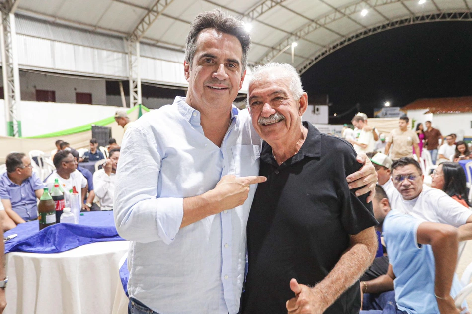 Ciro Nogueira percorre diversas cidades participa de Festa do Trabalhador e anuncia obras