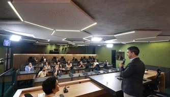 Alepi reúne servidores concursados para organizar progressão de carreira