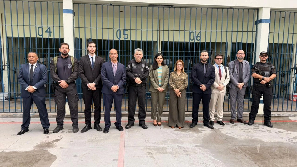 Magistrados do TJPI em formação realizam visita técnica a penitenciária de Teresina