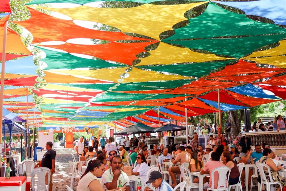 Feira na Praça terá música, artesanato e ações de conscientização sobre o Maio Roxo em Teresina
