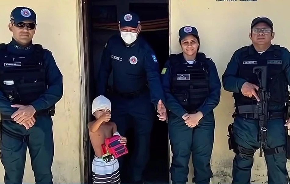 Polícia Militar faz visita a menino sobrevivente de atropelamento em Piracuruca