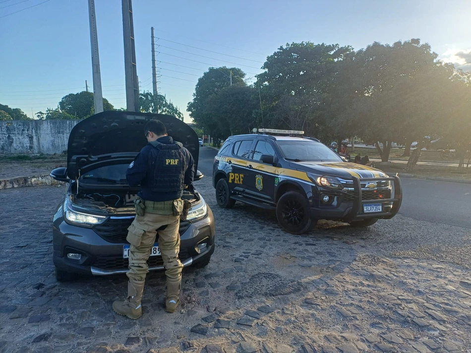 PRF recupera veículos com irregularidades durante ações em Teresina e Altos
